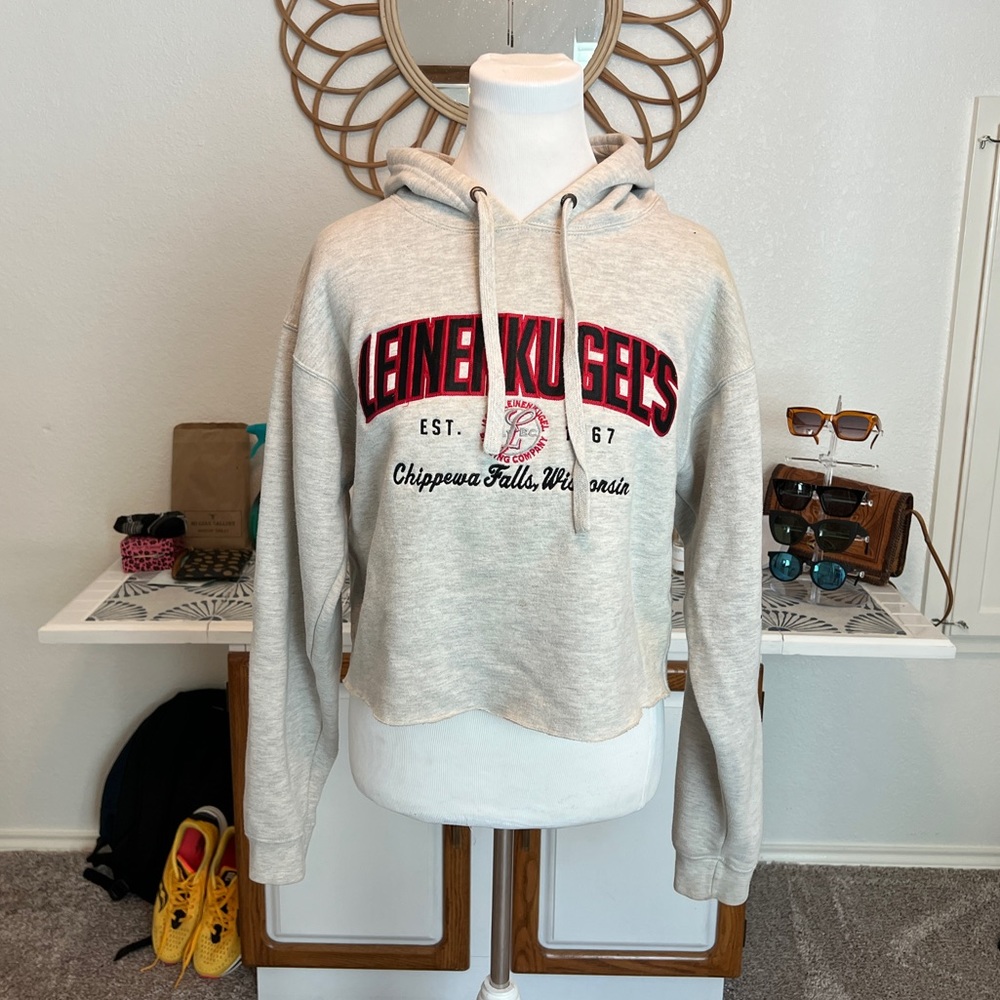 Vintage Leinenkugel’s Sweatshirt from Wisconsin!